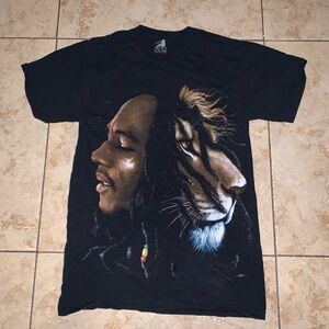 Black Graphic T-Shirt with Lion and Bob Marley